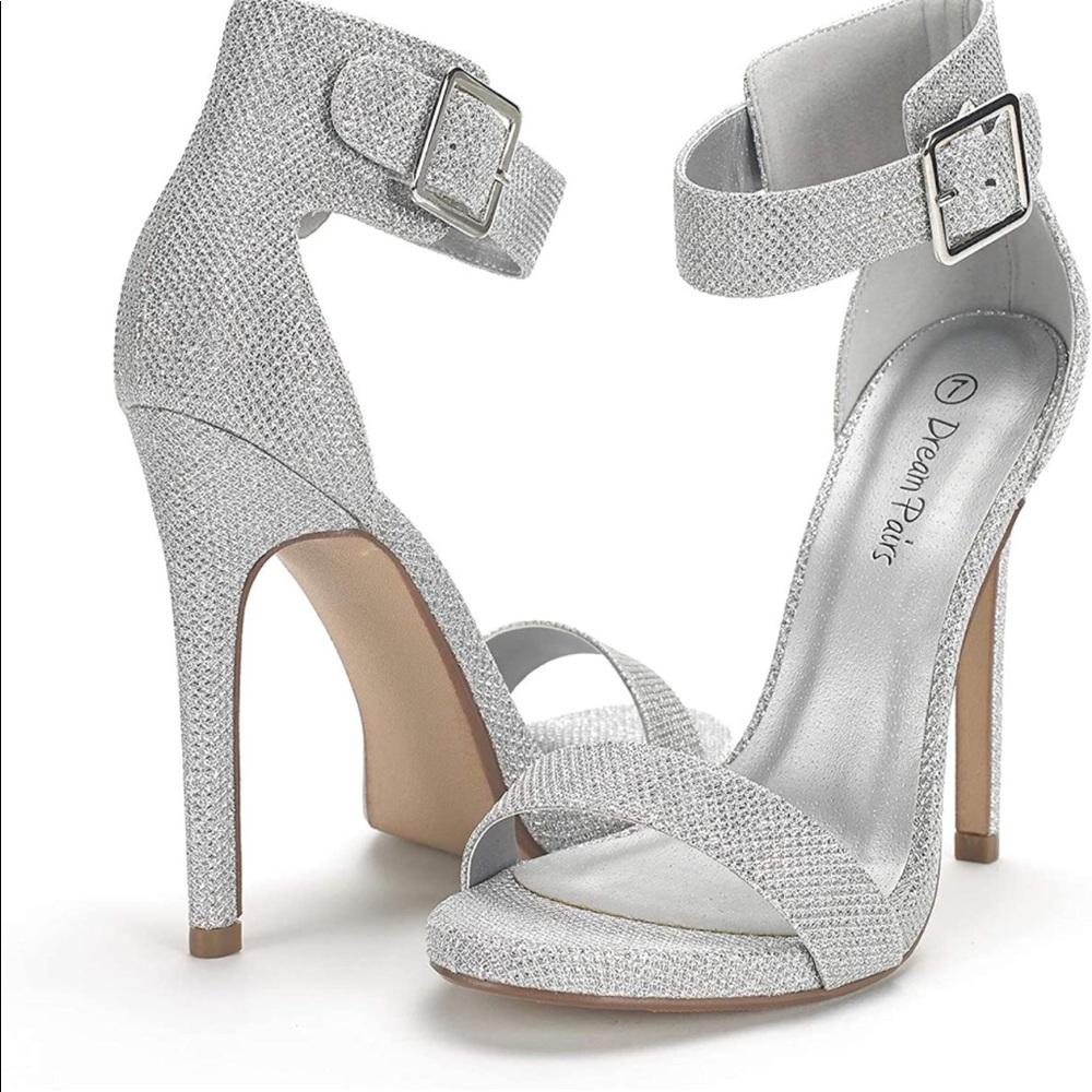 New-size 5 DREAM PAIRS Women's Ankle Strap Pumps Heel Sandals